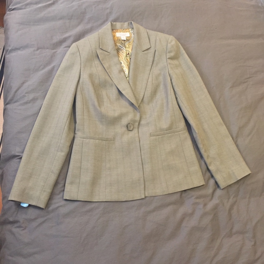 Isabel & Nina Grey Pantsuit - Picture 2 of 5